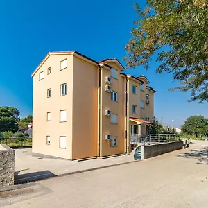  Apartment David By The Sea